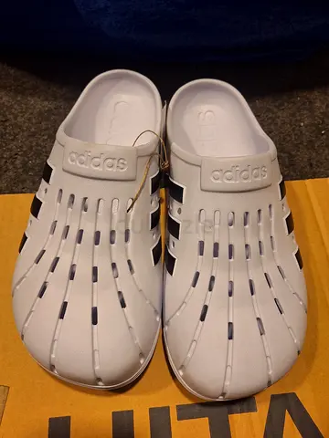 addidas adilette clog