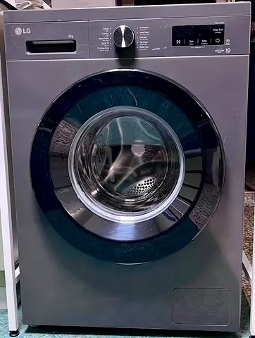 FOR SALE: LG 9kg Grey Washing Machine Jan 2026