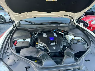Maserati Levante Modena, миниатюра 17