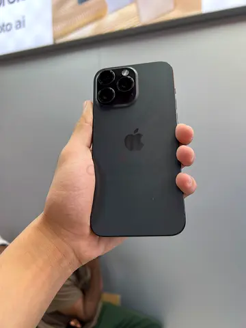 Apple iPhone 15 Pro Max Black Titanium