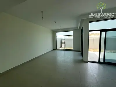 Phase II | Direct Access to Amenities | With Kitchen Appliances