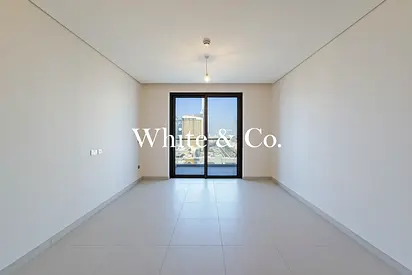 Burj Khalifa View | Vacant | Brand New