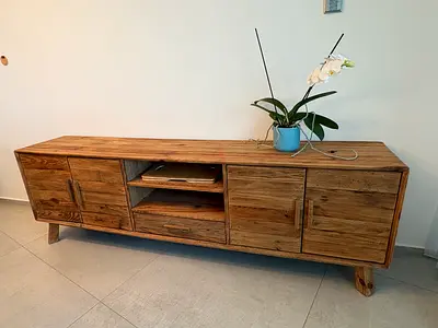 Tv unit