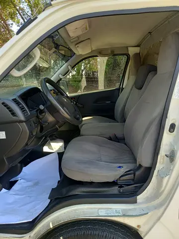 2016 Toyota HIACE — фото 9