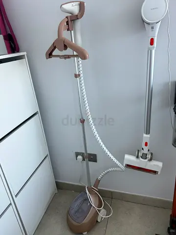 Standing Garment Steamer in Good Working Condition