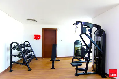 Chiller Free | Well priced | Modern Apartment