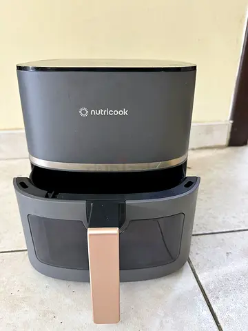 Nutricook Air Fryer - Compact, Good Working Condition