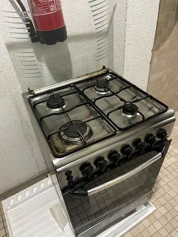 Cooking stove