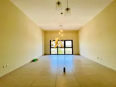ON THE METRO |BRIGHT SPACIOUS LAYOUT| FAMILY ONLY