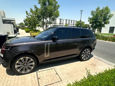 Range Rover 2023 V8 4.4 Twin-turbo, GCC! Warranty till 2028! Free service till 67,000kms or 2028
