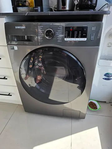 Samsung 2in1 Washerdryer Combo 8/6KG Like New