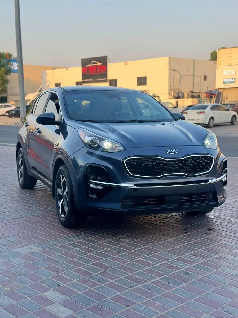 Kia Sportage 2020 — photo 1 of 11