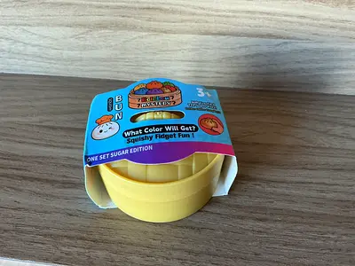 I’m selling this mini dumpling,it’s so cute and has orbeez inside!