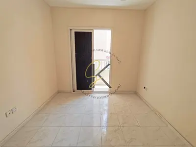Lavish 2 BHK | Window AC | Full Family Building |