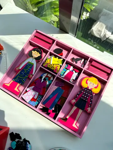 Melissa and Doug magnetic dress up doll play for children kids toy