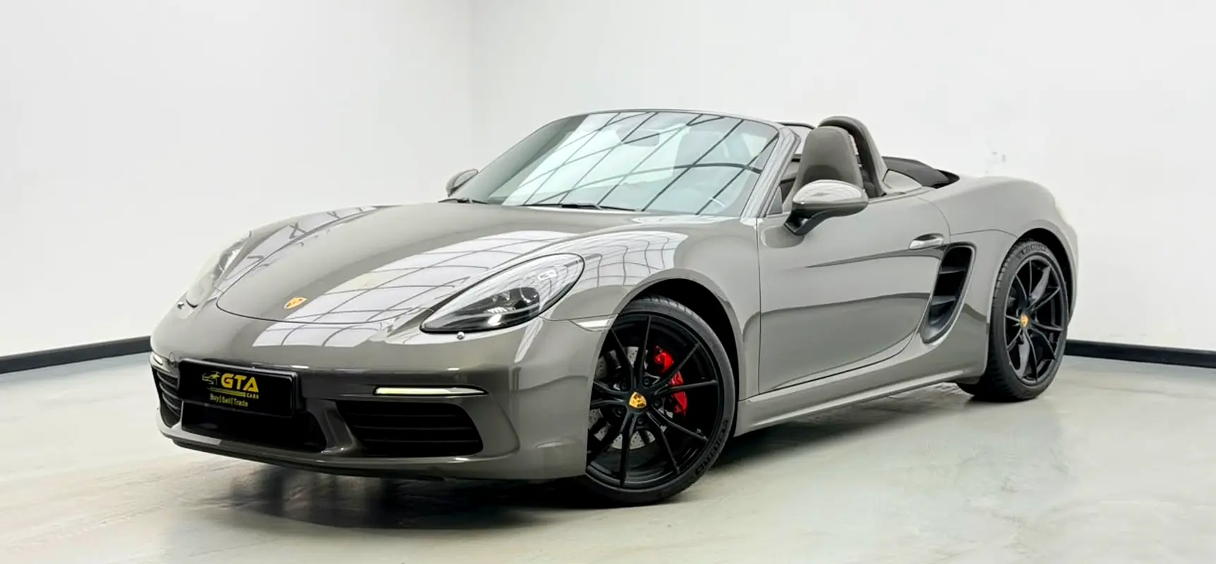 Porsche Boxster 2017 — photo 1 of 15