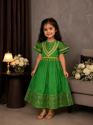 ✨ Elegant Green  Gold Dress ✨