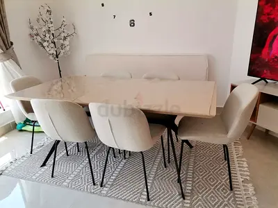 Dining table set