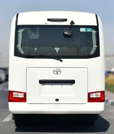 2025 Toyota COASTER — фото 5