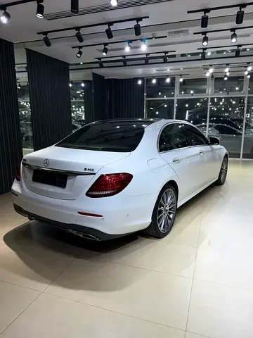 2019 Mercedes-BENZ E-CLASS 缩略图 10