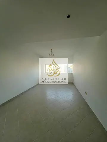 شقق غرف وصالة بتشطيبات فندقية راقية بمطبخ امريكاني واخري مطبخ مغلق جاهزة للانتقال الفوري