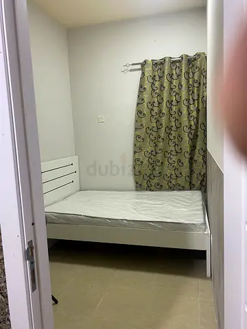 Burdubai very close to Sharaf DG metro Small Room