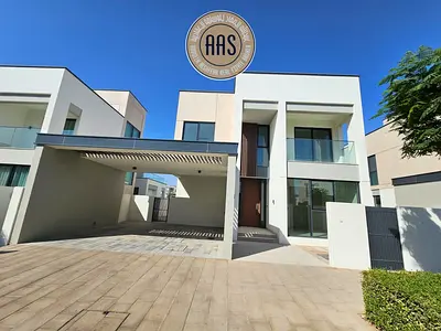 Brand New Single Row ! Prime Location! Faimly community