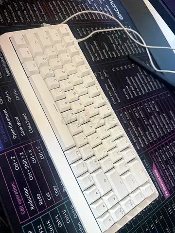 Epomaker White Delux HE68 Lite Wired gaming Keyboard - Good Working Condition