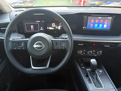 صورة 14 لـ 2025 Nissan KICKS