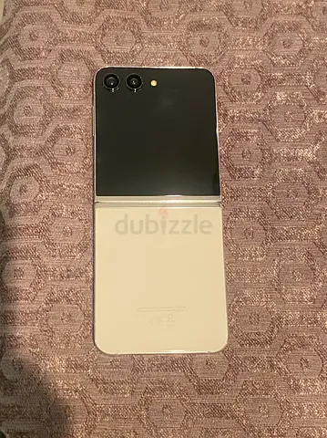 Zflip 5 256gb no scratches or dents