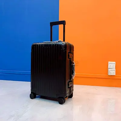 Rimowa Classic Cabin suitcase