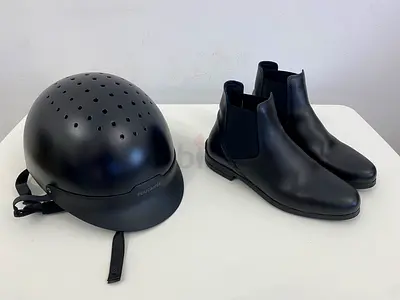 Fouganza horse riding helmet and boots