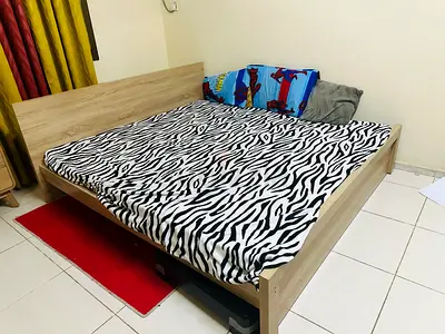 KING SIZE BED FOR SALE