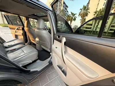 2011 Toyota HIGHLANDER 照片 14