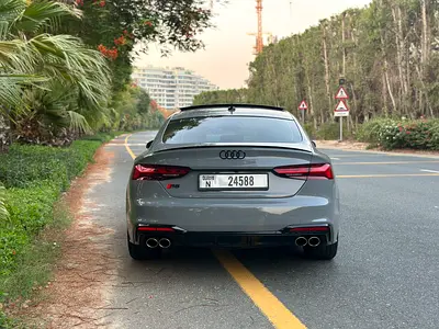 صورة 6 لـ 2022 AUDI S5