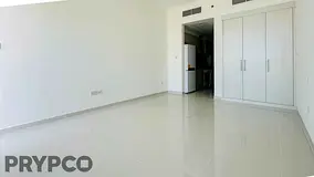 Studio with Balcony | Spacious Layout | Vacant