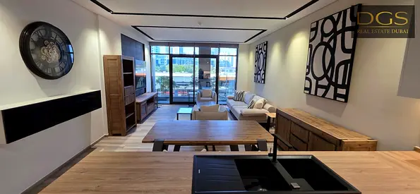 Fully Furnished | 1BR+Study | Huge Layout