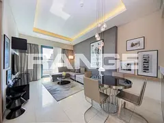 High-End Living | With Stunning Skyline Views