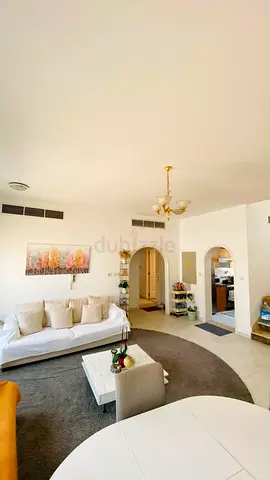 Room available in Jumeirah – walking distance to Kite Beach