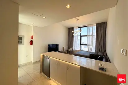 Ready Huge layout Balconey Highfloor