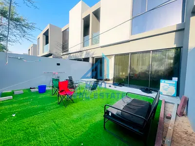 🏡✨ منزل عائلي أنيق للإيجار في مسار | حياة مجتمعية فاخرة 🌟🔑