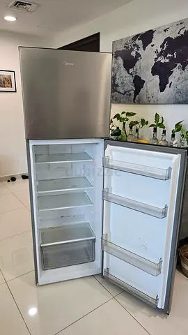 Refrigerator Midea 385L Gross 400 AED