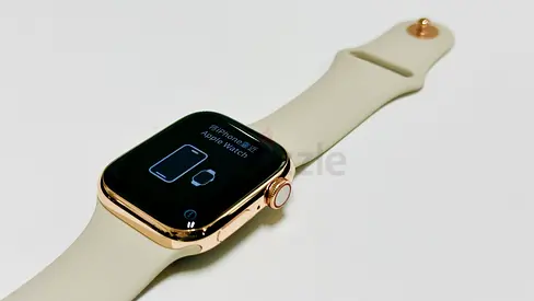 Apple Watch Series 8 stainless steel gold celluler