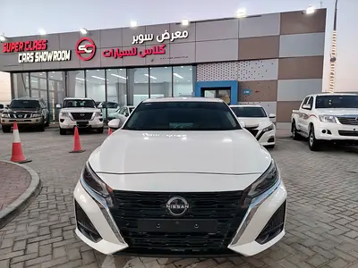 نيسان التيما SV موديل 2023 صبغ الوكاله