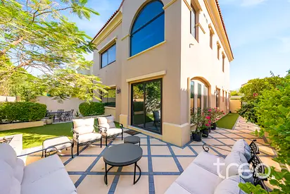 Elegant | Upgraded & Extended | Family Home