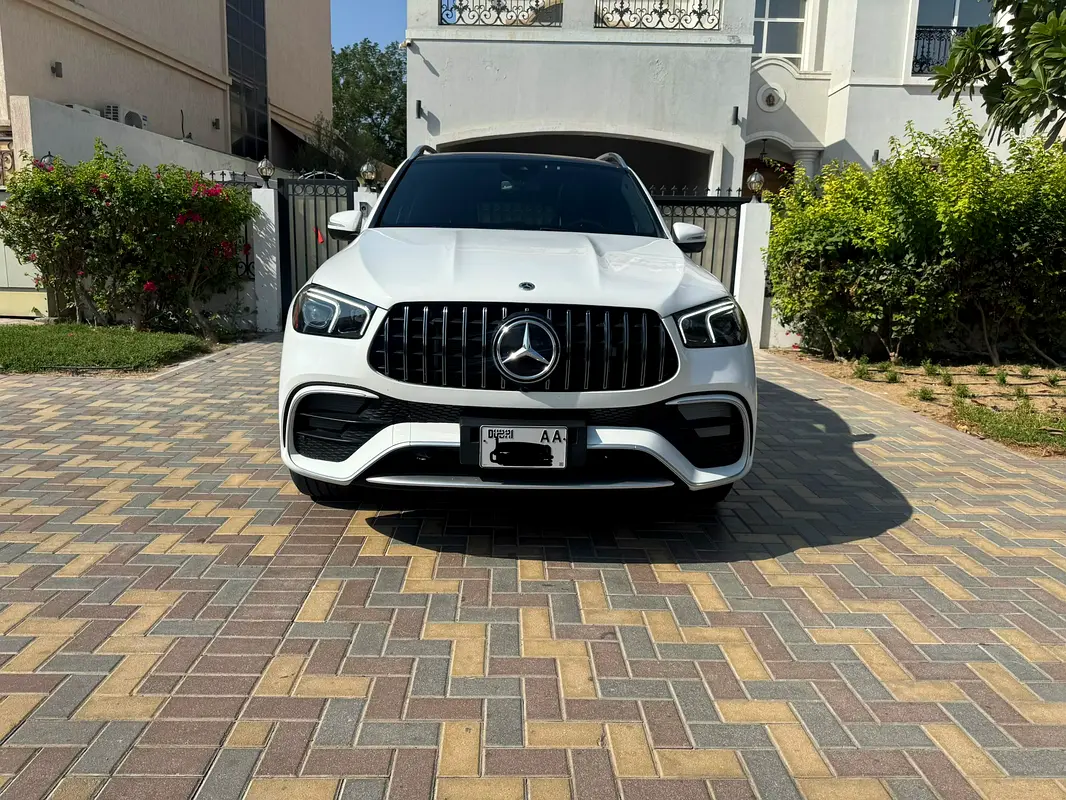 Mercedes-Benz GLE-Class 2022 — photo 1 of 10
