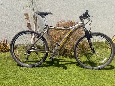 Mongoose MTB 26” (Small Frame) with Acera