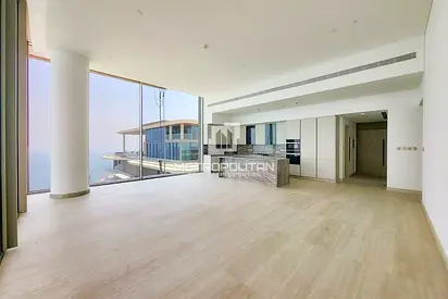 Luxurious Apartment | Best Layout | Sea View