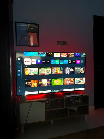 Smart Samsung tv QLED 55 inch 4K and 120 HZ