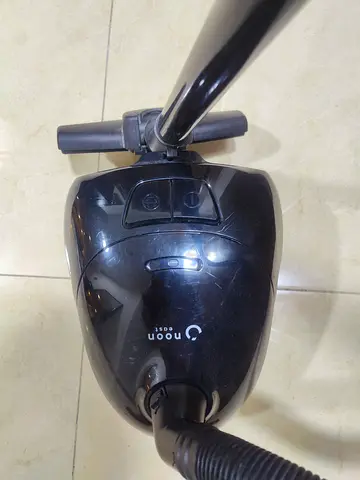 Noon Dust canister vacuum cleaner - good working condition